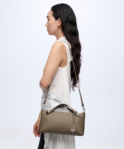 Breath TOPKAPI(ブレストプカピ)の「【Breath TOPKAPI】ELAN エラン シュリンクレザー 2WAY ショルダーバッグ(ショルダーバッグ・レディース・クリーム/ブラック/ブラウン/グレイッシュベージュ/ボルドー・FREE)」の6枚目の写真