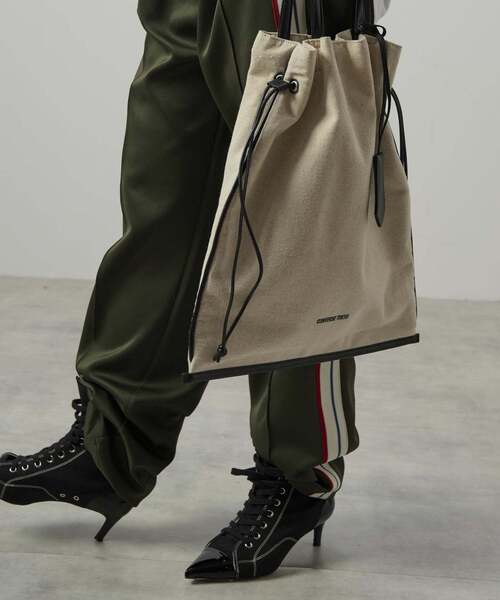 CONVERSE TOKYO（コンバーストウキョウ）の「SIDE LINE LOOSE TRACK PANTS（その他パンツ・レディース・ブラック/カーキ/チャコールグレー/ライトグレー・SMALL/MEDIUM/LARGE）」の7枚目の写真