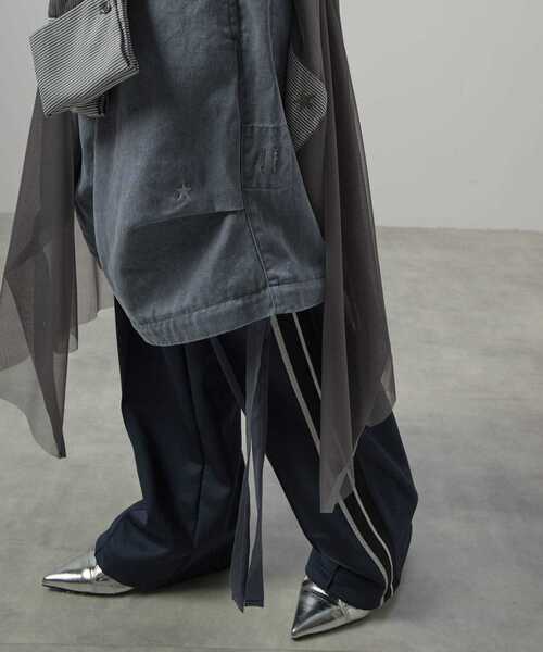 CONVERSE TOKYO（コンバーストウキョウ）の「SIDE LINE LOOSE TRACK PANTS（その他パンツ・レディース・ブラック/カーキ/チャコールグレー/ライトグレー・SMALL/MEDIUM/LARGE）」の13枚目の写真