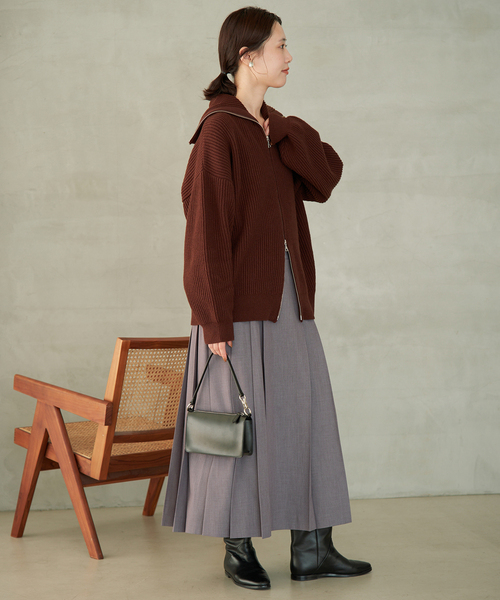SLOBE IENA(スローブイエナ)の「クリアツイルボックスプリーツスカート(スカート・レディース・チャコールグレー/ブラウン・36/38)」の10枚目の写真