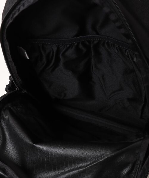 DAKINE(ダカイン)の「DAKINE ATLAS BACKPACK 2.0 21L バックパック/リュック 【2026年秋冬モデル】/ダカインリュックサック(バックパック/リュック・メンズ・ブラック/ピンク/マルチ・FREE)」の19枚目の写真