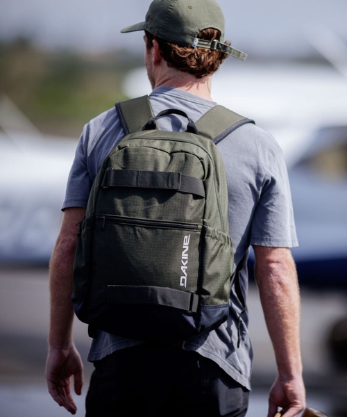 DAKINE(ダカイン)の「DAKINE ATLAS BACKPACK 2.0 21L バックパック/リュック 【2026年秋冬モデル】/ダカインリュックサック(バックパック/リュック・メンズ・ブラック/ピンク/マルチ・FREE)」の6枚目の写真