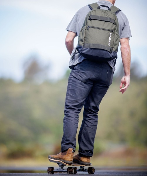 DAKINE(ダカイン)の「DAKINE ATLAS BACKPACK 2.0 21L バックパック/リュック 【2026年秋冬モデル】/ダカインリュックサック(バックパック/リュック・メンズ・ブラック/ピンク/マルチ・FREE)」の8枚目の写真