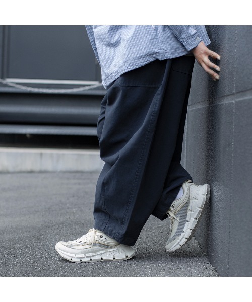 Reebok(リーボック)の「フロートジグ アンコール / FLOATZIG ENCORE(スニーカー・メンズ・ブラック×ホワイト/アイボリー/ブラック・29.0cm/25.0cm/30.0cm/28.5cm/28.0cm/27.5cm/27.0cm/25.5cm/31cm/26.5cm/26.0cm)」の15枚目の写真