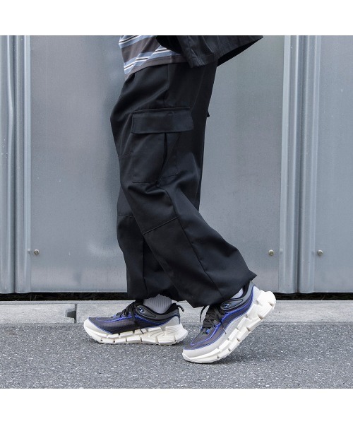 Reebok(リーボック)の「フロートジグ アンコール / FLOATZIG ENCORE(スニーカー・メンズ・ブラック×ホワイト/アイボリー/ブラック・29.0cm/25.0cm/30.0cm/28.5cm/28.0cm/27.5cm/27.0cm/25.5cm/31cm/26.5cm/26.0cm)」の7枚目の写真