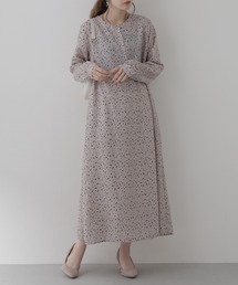 Miunelora（ミューネローラ）の「Miunelora ランダムドットプリントワンピース 長袖（ワンピース）」