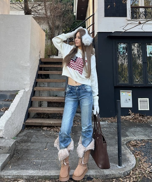 AVYL(アヴィル)の「ハート国旗柄 オーバーサイズジャガードニットプルオーバー(ニット/セーター・レディース・ホワイト/ネイビー・M)」の12枚目の写真