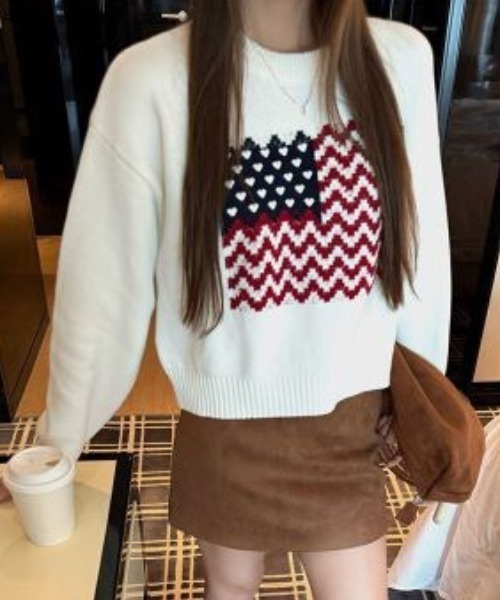 AVYL(アヴィル)の「ハート国旗柄 オーバーサイズジャガードニットプルオーバー(ニット/セーター・レディース・ホワイト/ネイビー・M)」の16枚目の写真