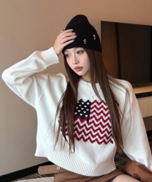 AVYL(アヴィル)の「ハート国旗柄 オーバーサイズジャガードニットプルオーバー(ニット/セーター・レディース・ホワイト/ネイビー・M)」の19枚目の写真