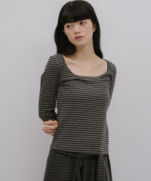 duei（デュイ）の「ボーダーロングスリーブカットソー（Tシャツ/カットソー・レディース・ライトグレー/グレー・FREE）」の2枚目の写真