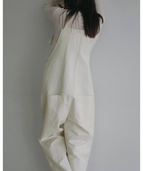 anuke（アンヌーク）の「Cotton Wide Salopette 62620304（その他パンツ・レディース・オフホワイト/ブラウン・38/36）」の9枚目の写真
