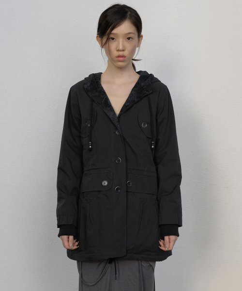 FLAREUP(フレアアップ)の「Orb Flap Hooded Parka (FL-064_Black)(その他アウター・レディース・ブラック・OS)」の6枚目の写真