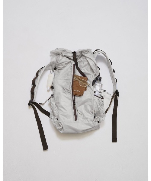 TODAYFUL(トゥデイフル)の「【TODAYFUL/トゥデイフル】Useful Sheer Backpack/シアーバックパック/リュック(バックパック/リュック・レディース・キナリ/ブラック/ライトブルー・FREE)」の3枚目の写真