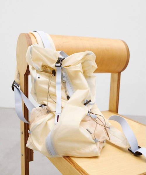 TODAYFUL(トゥデイフル)の「【TODAYFUL/トゥデイフル】Useful Sheer Backpack/シアーバックパック/リュック(バックパック/リュック・レディース・キナリ/ブラック/ライトブルー・FREE)」の4枚目の写真
