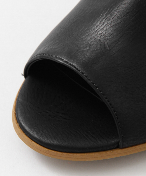 URBAN RESEARCH（アーバンリサーチ）の「jujube オ-プントゥブ-ティ（サンダル・レディース・ブラック/キャメル・36/37/38）」の11枚目の写真