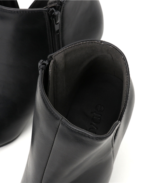 titivate（ティティベイト）の「ｻｲﾄﾞｶｯﾄｱｳﾄｱﾝｸﾙﾌﾞｰﾂ（ブーツ・レディース・キャメル/ブラック系その他/ブラック・L/M/LL/S）」の16枚目の写真