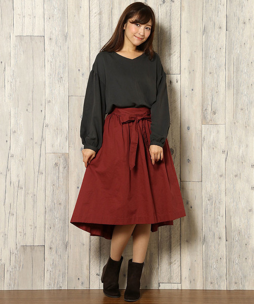 LBC（エルビーシー）の「レーヨンEVボリューム袖ブラウス               （シャツ/ブラウス・レディース・オフホワイト/ダークグレー・LARGE/MEDIUM）」の13枚目の写真