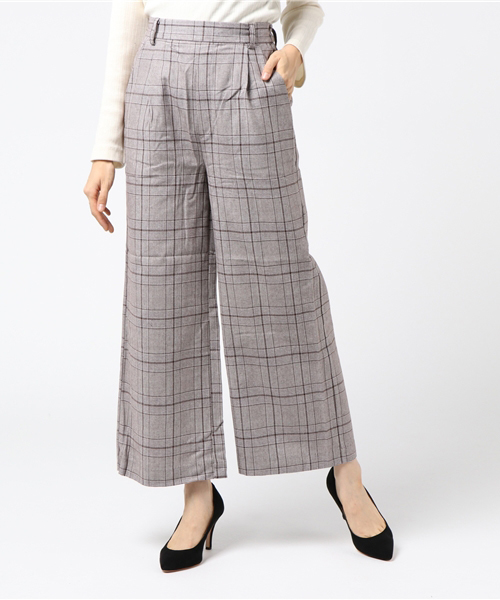 KOBE LETTUCE(コウベレタス)の「着丈が選べるイージーワイドフレアパンツ【セットアップOK】(その他パンツ・レディース・ボルドー/グレー/ブラック/テラコッタ/ベージュ/ネイビー/ストライプ/ライトグレー/ピンク/オフホワイト/その他1/ライトカーキ/ブルー系その他/イエロー/ブラック系その他/ブラウン系その他/ブルー/グレー系その他/その他2/カーキ/ブルー系その他3/ピンク系その他/グリーン系その他/ブルー系その他2/レッド系その他/ホワイト系その他/ブラック系その他3/ベージュ系その他/グレー系その他2/ブラック系その他2/ベージュ系その他2/クリーム/パープル/パープル系その他/ブラウン系その他2/グリーン系その他2/グリーン系その他3/グリーン系その他4/グリーン系その他5/ブラック系その他5/ブラウン系その他3/ブラック系その他4/ベージュ系その他3/ブルー系その他4/グレー系その他3/オレンジ系その他/モカ/ベージュ系その他4/ブラウン系その他4/ブラウン系その他5/ブルー系その他5/ブルー系その他6/ピンク系その他3/ピンク系その他4/ピンク系その他2/ベージュ系その他5/ベージュ系その他6/ホワイト系その他2・FREE)」の17枚目の写真