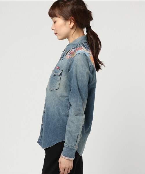 HYSTERIC GLAMOUR（ヒステリックグラマー）の「PWR加工デニム 長袖ウエスタンSH（シャツ/ブラウス・レディース・インディゴブルー・SMALL/MEDIUM）」の5枚目の写真