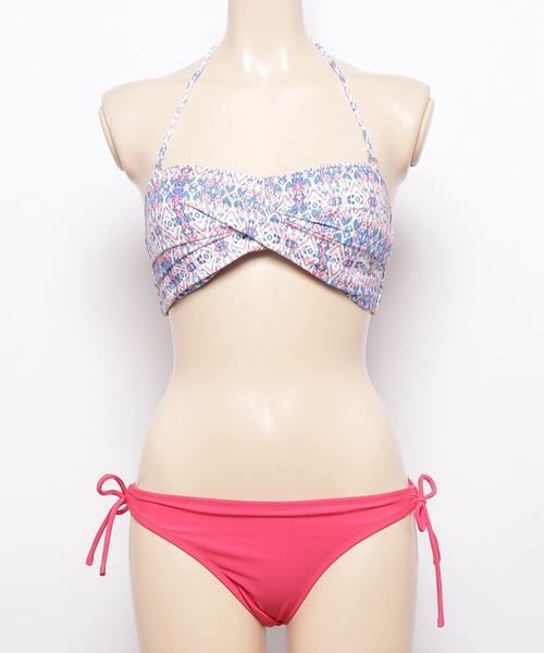 KOBE LETTUCE（コウベレタス）の「ホルター⇔ベアの2wayツイストデザインビキニ【水着上下セットアップ】（水着・レディース・ブラック/カーキ/ブラック系その他/ピンク/ブラック系その他2/オレンジ系その他/オフホワイト/ピンク系その他/ベージュ・FREE）」の9枚目の写真