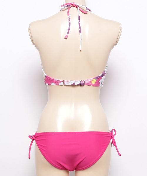 KOBE LETTUCE（コウベレタス）の「ホルター⇔ベアの2wayツイストデザインビキニ【水着上下セットアップ】（水着・レディース・ブラック/カーキ/ブラック系その他/ピンク/ブラック系その他2/オレンジ系その他/オフホワイト/ピンク系その他/ベージュ・FREE）」の11枚目の写真