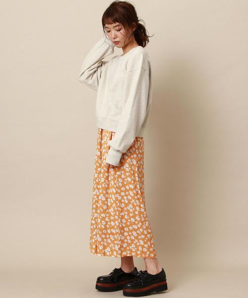 Another Edition(アナザーエディション)の「【WEB限定】ウラケトップス×フラワープリントスカート(ワンピース・レディース・グレー/ナチュラル・FREE)」の8枚目の写真