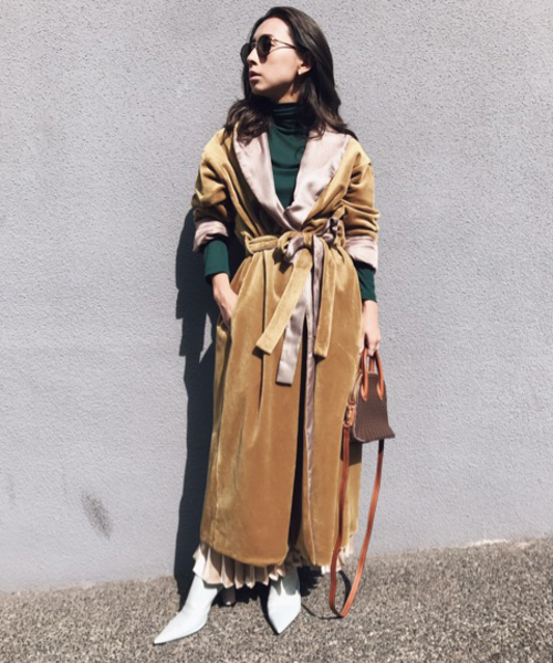 Ameri(アメリ)の「VELOR OVER COAT(その他アウター・レディース・ブラウン/ライトオリーブ/レッド・FREE)」の3枚目の写真