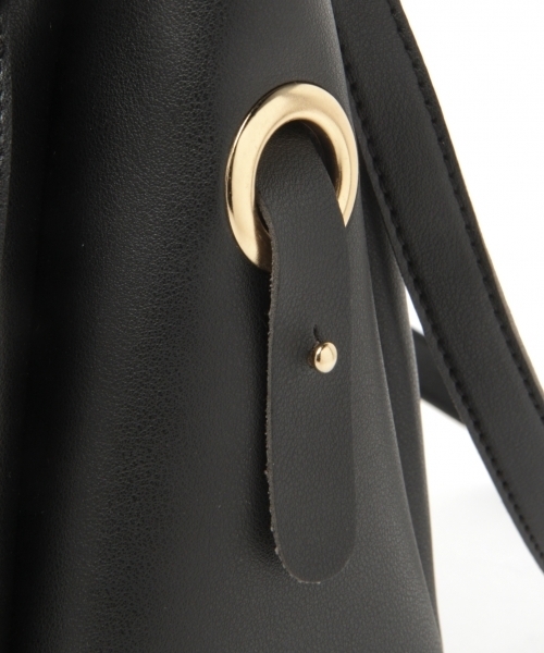 BLISS POINT(ブリスポイント)の「レザータッチ4WAYBAG/780026(トートバッグ・レディース・ライトグレー/ブラック/ベージュ/ピンク/ライトブルー/ライトベージュ/ホワイト・ONE SIZE)」の13枚目の写真