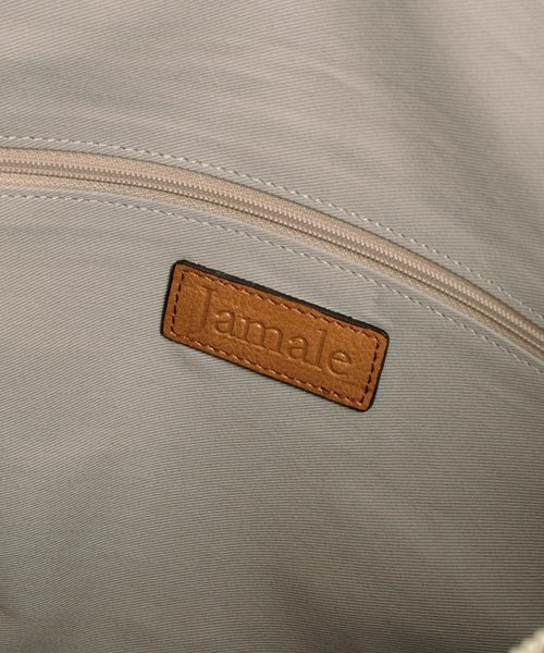 Jamale(ジャマレ)の「ナイロンレザーリュックサック(バックパック/リュック・レディース・ベージュ/ブラウン/グレー/カーキ・FREE)」の6枚目の写真