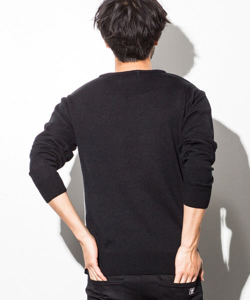 AZbyjunhashimoto_(エーゼイバイジュンハシモト)の「AZ by junhashimoto(エーゼイ バイ ジュンハシモト)ブロッキングカラーニット(ニット/セーター・メンズ・オフホワイト/ブラック/ブルー・LARGE/MEDIUM/X-LARGE/SMALL)」の5枚目の写真