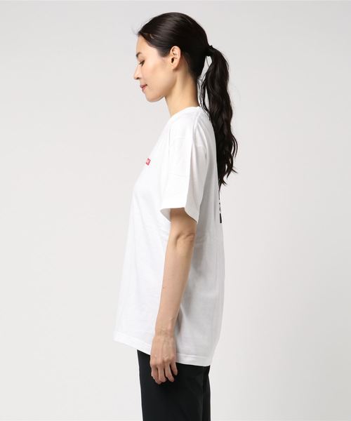 X-girl（エックスガール）の「FACE BIG S/S TEE（Tシャツ