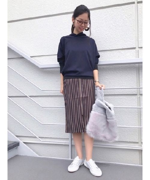 Editt by YECCA VECCA（エディットバイイェッカヴェッカ）の「・変型ネックドルマンプルオーバー（Tシャツ/カットソー・レディース・杢グレー/キャメル/ダークネイビー・FREE）」の3枚目の写真