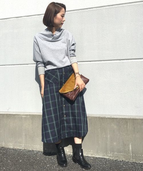 Editt by YECCA VECCA（エディットバイイェッカヴェッカ）の「・変型ネックドルマンプルオーバー（Tシャツ/カットソー・レディース・杢グレー/キャメル/ダークネイビー・FREE）」の12枚目の写真