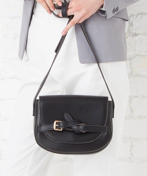 florist(フローリスト)の「タイベルトプレーンショルダーバッグ(ショルダーバッグ・レディース・ホワイト/ブラック/ブラウン/キャメル・FREE)」の3枚目の写真