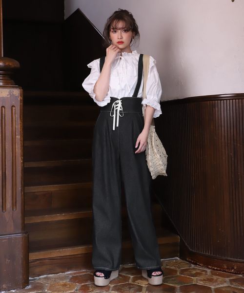 one after another NICE CLAUP(ワンアフターアナザーナイスクラップ)の「サスペンダー付レースアップワイドパンツ(その他パンツ・レディース・ブラック/ブラウン/オフホワイト/ブルー・FREE)」の14枚目の写真