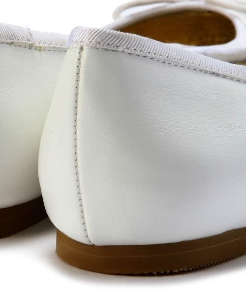 PEPITA D'ORO（ペピータドロ）の「ペピータ ドロ/P スワニー CT10#（バレエシューズ・レディース・ホワイト/ネイビー/ライトピンク/ブラック・24.5cm/23.5cm/22cm/25cm/22.5cm/24cm/21.5㎝/23cm）」の12枚目の写真