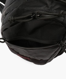 BRIEFING（ブリーフィング）の「VERTICAL SLING XP（ショルダーバッグ