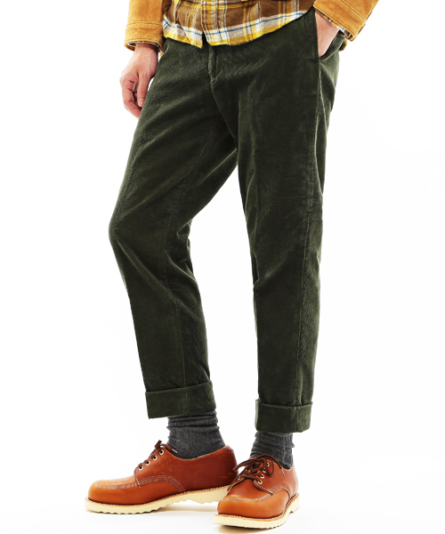 BEAMS PLUS（ビームスプラス）の「◎BEAMS PLUS / コーデュロイ 8分丈パンツ（カーゴパンツ・メンズ・ホワイト/ダークオリーブ/ネイビー/ブラック・LARGE/MEDIUM/SMALL/X-LARGE/X-SMALL）」の4枚目の写真