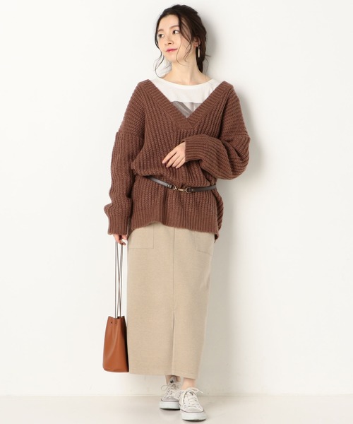 archives（アルシーヴ）の「深VネックBIGプルオーバー（ニット/セーター・レディース・オフホワイト/グリーン/モカ・MEDIUM）」の9枚目の写真