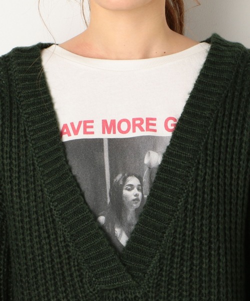 archives（アルシーヴ）の「深VネックBIGプルオーバー（ニット/セーター・レディース・オフホワイト/グリーン/モカ・MEDIUM）」の18枚目の写真