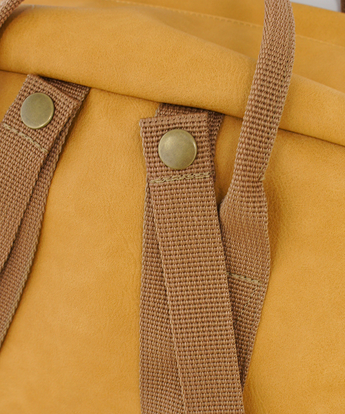 CIAOPANIC(チャオパニック)の「【The Sun And Classic/TSAC】Leather BOX 2WAY DAYPACK(バックパック/リュック・レディース・ブラック/ブラウン/ネイビー/キャメル・FREE)」の11枚目の写真