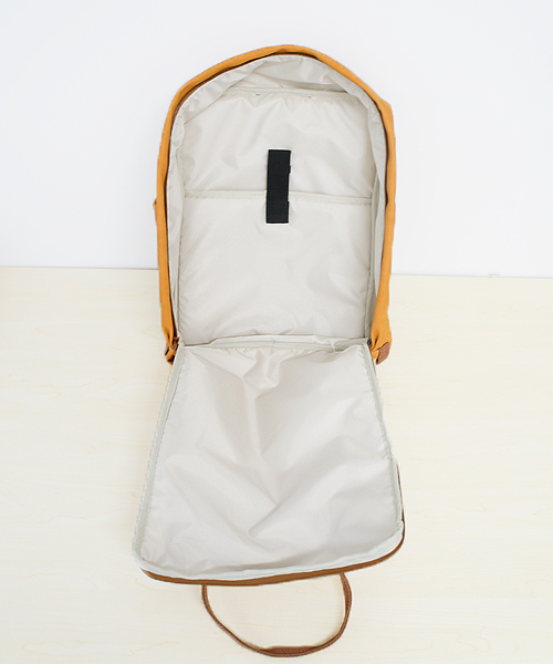 CIAOPANIC(チャオパニック)の「【The Sun And Classic/TSAC】Leather BOX 2WAY DAYPACK(バックパック/リュック・レディース・ブラック/ブラウン/ネイビー/キャメル・FREE)」の9枚目の写真