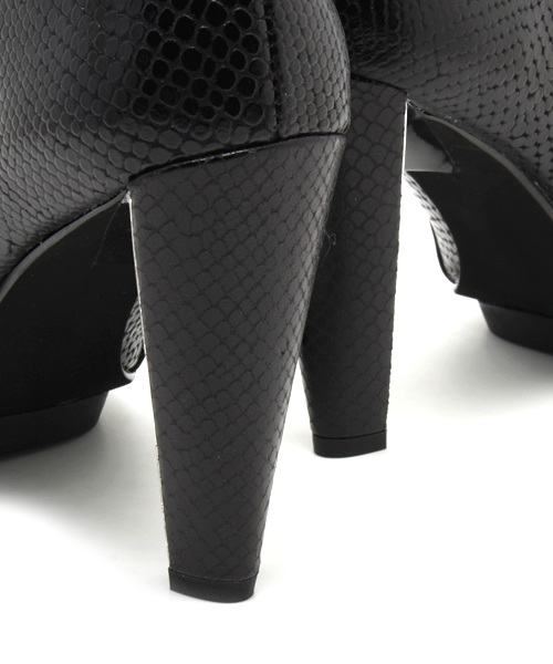 UNITED NUDE（ユナイテッドヌード）の「UNITED NUDE  LOLA（ブーツ・レディース・ブラック・39/38/36/37）」の4枚目の写真