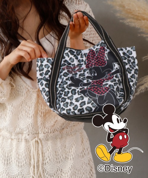 Disney(ディズニー)の「Disneyバルーンミニトートバッグ(トートバッグ・レディース・グレー/ホワイト系その他/ブラック系その他/ホワイト系その他2/ブラック系その他2/ブラック系その他3/ネイビー/ブルー/ブラック×ホワイト/レオパード/ブラック系その他4/ホワイト/ブラック/ホワイト系その他3/マルチ・FREE)」の19枚目の写真