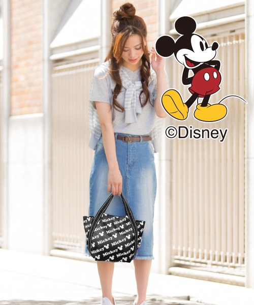 Disney(ディズニー)の「Disneyバルーンミニトートバッグ(トートバッグ・レディース・グレー/ホワイト系その他/ブラック系その他/ホワイト系その他2/ブラック系その他2/ブラック系その他3/ネイビー/ブルー/ブラック×ホワイト/レオパード/ブラック系その他4/ホワイト/ブラック/ホワイト系その他3/マルチ・FREE)」の18枚目の写真