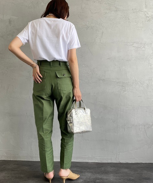 HANES（ヘインズ）の「[HANES/ヘインズ] 2P ジャパンフィットクルーネックパックTシャツ（Tシャツ/カットソー・レディース・ホワイト・S/M/L）」の12枚目の写真