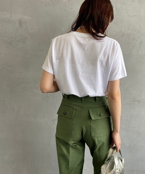 HANES（ヘインズ）の「[HANES/ヘインズ] 2P ジャパンフィットクルーネックパックTシャツ（Tシャツ/カットソー・レディース・ホワイト・S/M/L）」の11枚目の写真