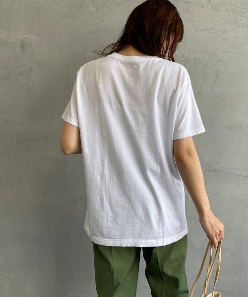 HANES（ヘインズ）の「[HANES/ヘインズ] 2P ジャパンフィットクルーネックパックTシャツ（Tシャツ/カットソー・レディース・ホワイト・S/M/L）」の3枚目の写真