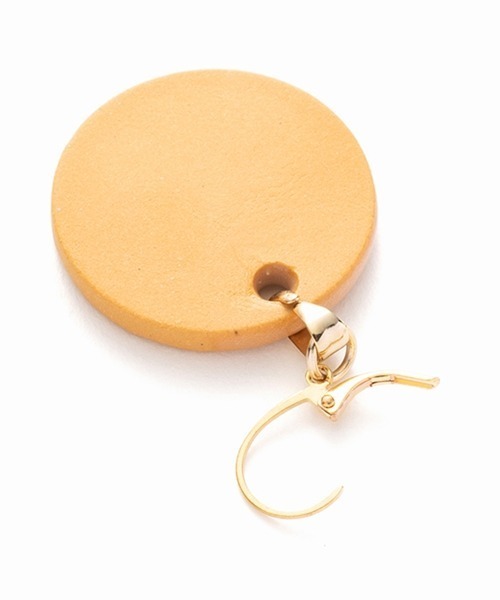 LAPUIS(ラピュイ)の「Lauis(ラピュイ)ARITA Bicolor Pierce(ピアス(両耳用)・レディース・ベージュ/オレンジ/ホワイト・FREE)」の5枚目の写真
