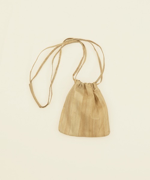 TODAYFUL（トゥデイフル）の「レザーミニポシェット（ハンドバッグ・レディース・イエロー/キナリ/パープル・FREE）」の2枚目の写真